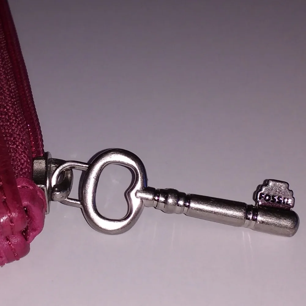 Fossil Fuchsia Snake Skin Embossed Leather ID Case